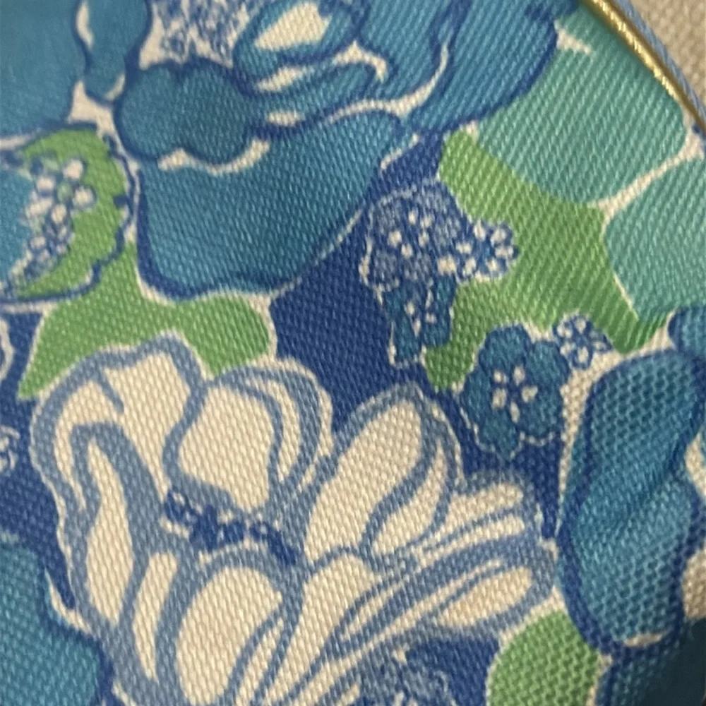 Unused Lilly Pulitzer Zip Around Makeup Bag-Estee Lauder Collab-Blue/White/Green - Picture 4 of 10